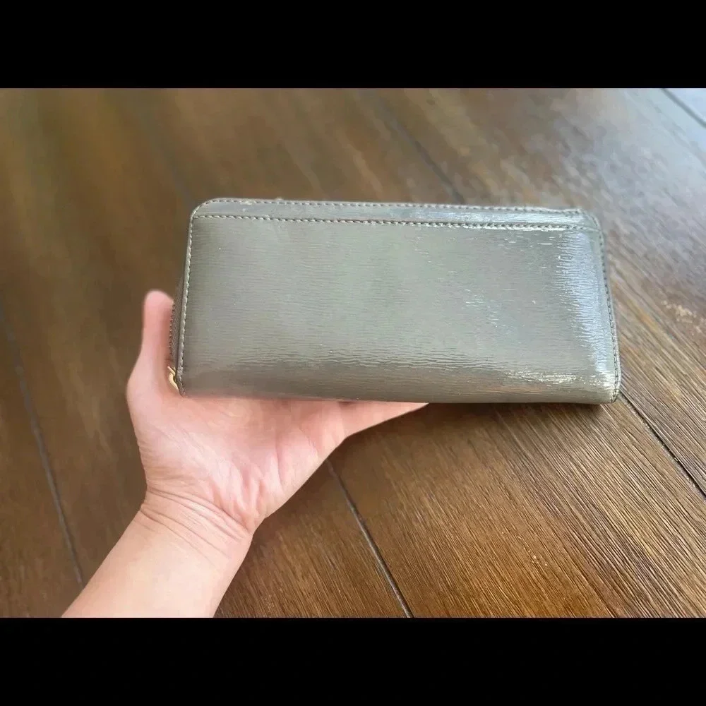 Kate Spade bow wallet